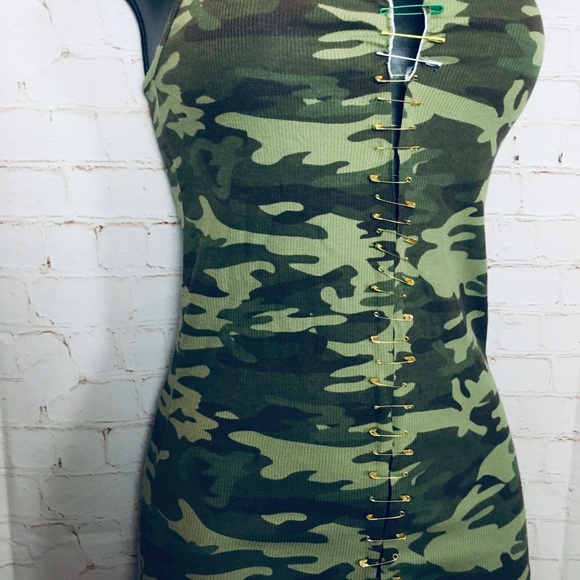 🦅 Gothic Camo Tank Top🦅 - Picture 12 of 14